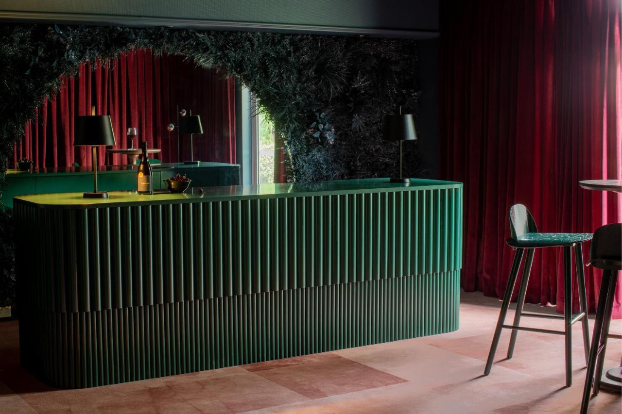 The Central Private Hotel By Naumi Hotels Κουίνσταουν Εξωτερικό φωτογραφία