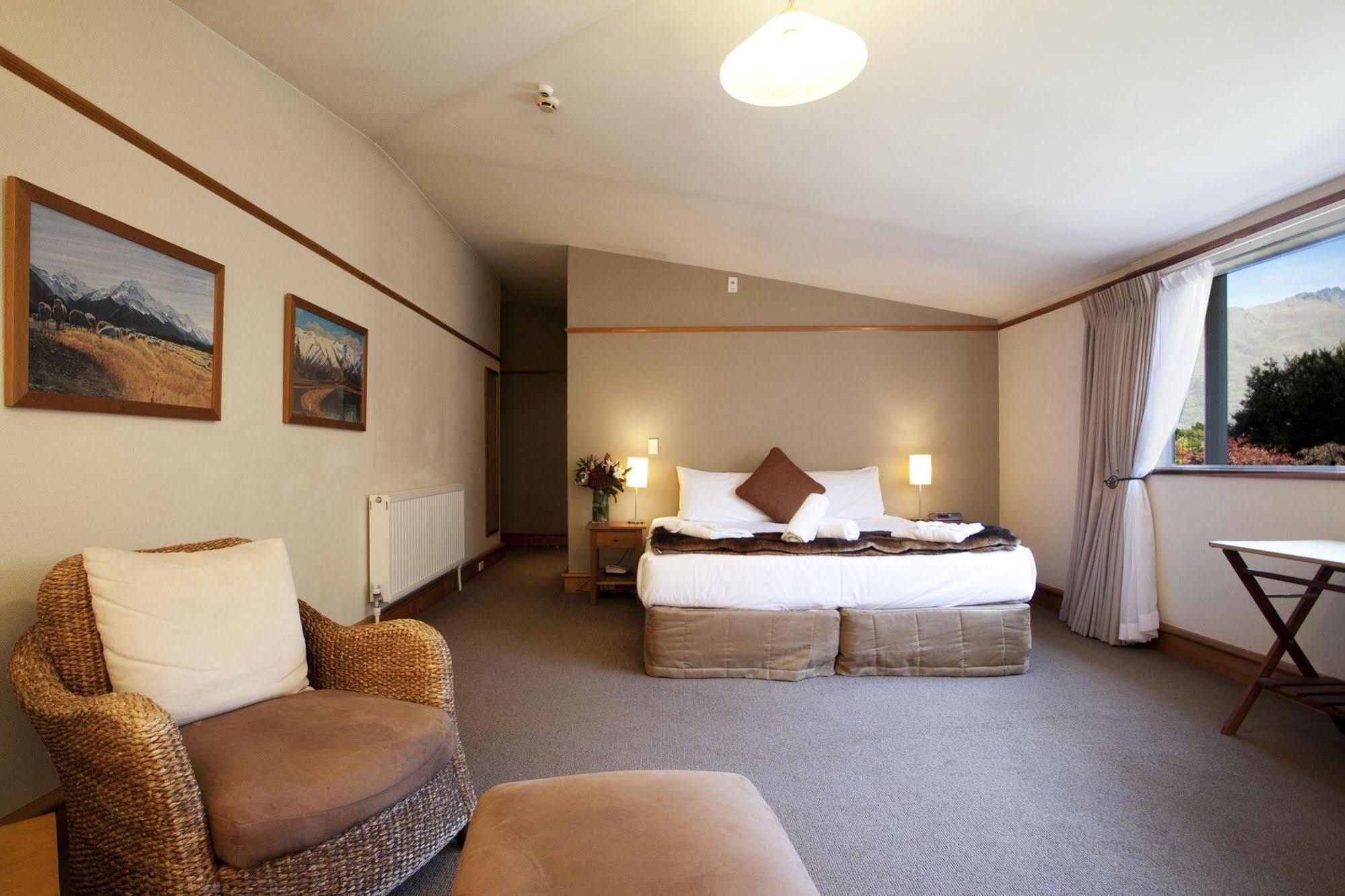 The Central Private Hotel By Naumi Hotels Κουίνσταουν Εξωτερικό φωτογραφία